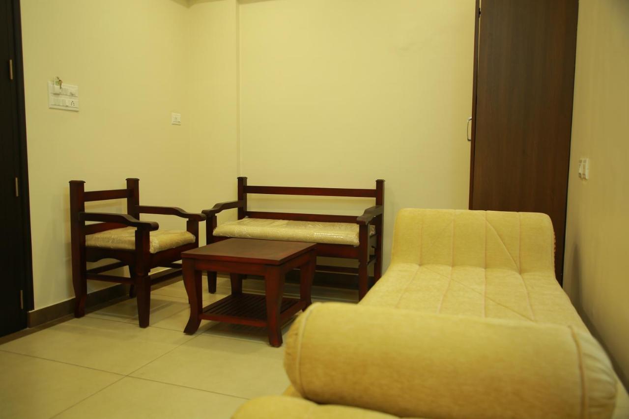 Kalathil Tourist Home Kunnamkulam Zewnętrze zdjęcie