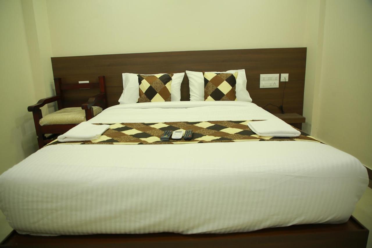 Kalathil Tourist Home Kunnamkulam Zewnętrze zdjęcie